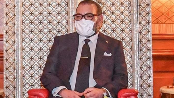  قرار ملك البلاد تلقيح المغاربة ضد “كوفيد19” مدخل للمناعة الجماعية وسلاح لوقف نزيف الانتشار المُفزع