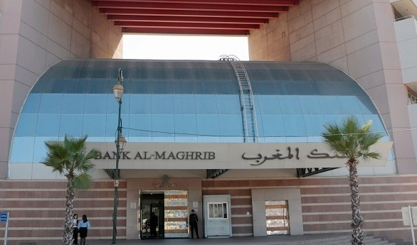  بنك المغرب: تحويلات المغاربة المقيمين بالخارج يرتقب أن تتعزز وتبلغ 70 مليار درهم سنة 2021