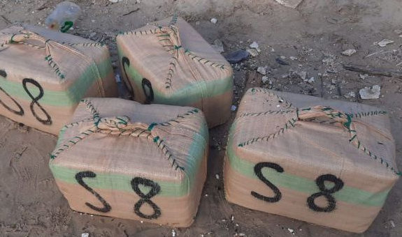  إحباط محاولة تهريب طن و220 كيلوغراما من مخدر الشيرا على متن شاحنة للنقل الدولي بميناء طنجة المتوسط