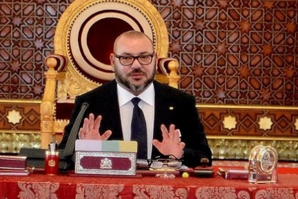  الملك محمد السادس نزل بكل ثقله لإقناع قوى دولية عظمى ليكون المغاربة أول شعب بإفريقيا يستفيد من التطعيم