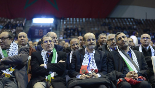  سفينة ”البيجيدي” تتجه بسرعة نحو الغرق …