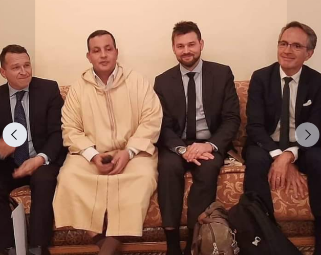  وفد دبلوماسي فرنسي مشا للعيون ودار اجتماعات مع الشيوخ والمينورسو والعامل المكلف بيها