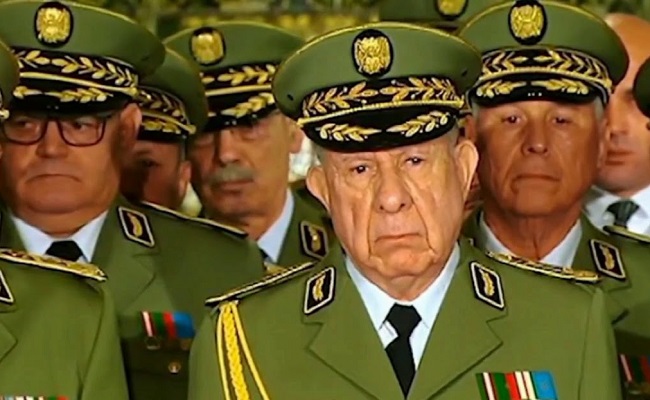  جنيرالات الجزائر ومخابراتها.. الكل يشك في الكل والنار شاعلة للوصول لجاسوس وسطهم سرب خبر نقل غالي إلى إسبانيا