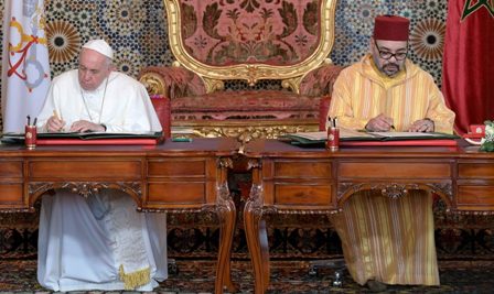  جاك لانغ: جلالة الملك يجسد احترامه للشعوب وتشبثه بالسلام