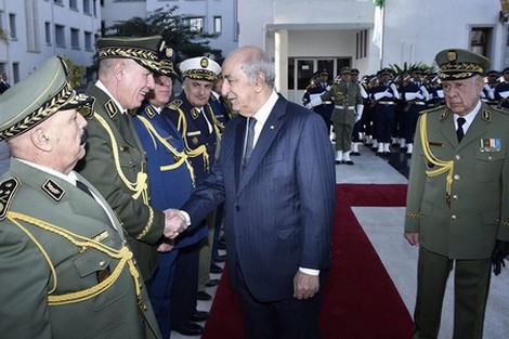  الجزائر.. نظام حكم يرتكز على مركزية الجيش والاستبداد والتزوير الانتخابي