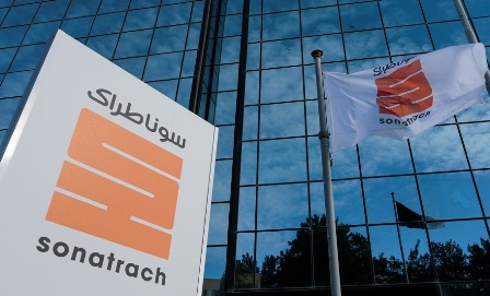  الجزائر.. انهيار عملاق النفط والغاز والبلاد تتجه نحو الإفلاس الكلي