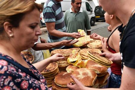  أزمة خطيرة في الجزائر…نقص حاد في الطحين والخبز