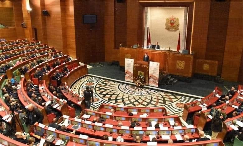  توسيع حالات التنافي بين العضوية في مجلس النواب ومسؤوليات ووظائف أخرى