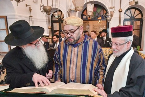  جاك لانغ يشيد بالتزام جلالة الملك بالحفاظ على الثقافة والتاريخ والتراث اليهودي المغربي