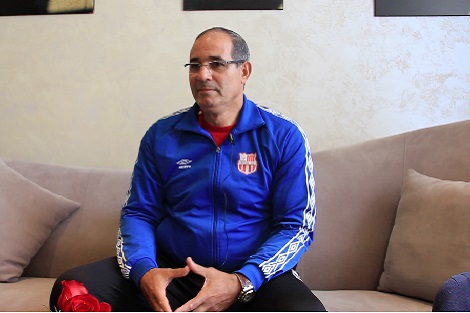  الزاكي يوافق على تدريب شبيبة القبائل الجزائري