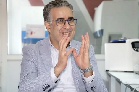  البروفيسور الإبراهيمي: اللقاح آمن وفعال وغير الملقحين أكثر عرضة للوفاة