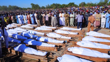  مسلحون يقتلون 140 شخصا بشمال غرب نيجيريا