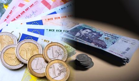  انخفاض سعر صرف الدرهم مقابل الأورو والدولار