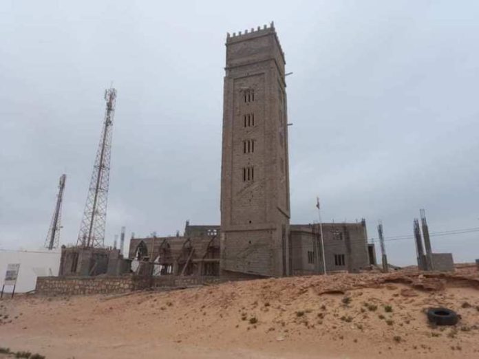  التنمية في الصحراء المغربية..أشغال بناء المسجد الكبير بالكركرات تقترب من نهايتها +الصور