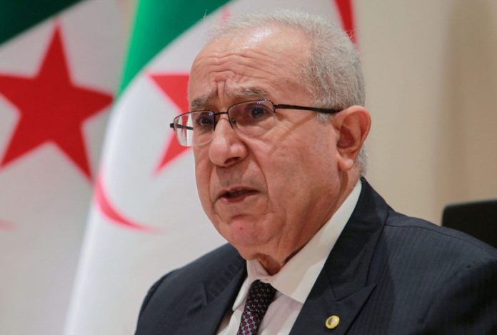  « تسونامي » الاعترافات بمغربية الصحراء يفقد نظام العسكر عقله