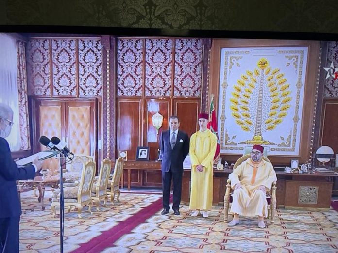  والي بنك المغرب يحذر من الإعفاءات الضريبية والرشوة والتغيرات المناخية