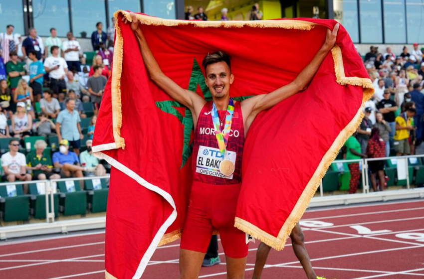  العداء سفيان البقالي يهدي المغرب ذهبية 3000 م موانع في بطولة العالم لألعاب القوى