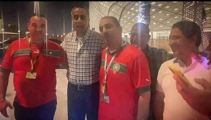  بدون بروتوكول .. حموشي وبوريطة يحتفلون مع الجماهير المغربية بالدوحة
