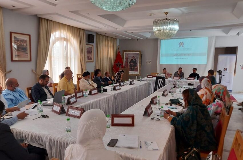  الصحراء المغربية.. اللجنة الجهوية لحقوق الإنسان بالعيون تعقد اجتماعها العادي السادس برسم 2022