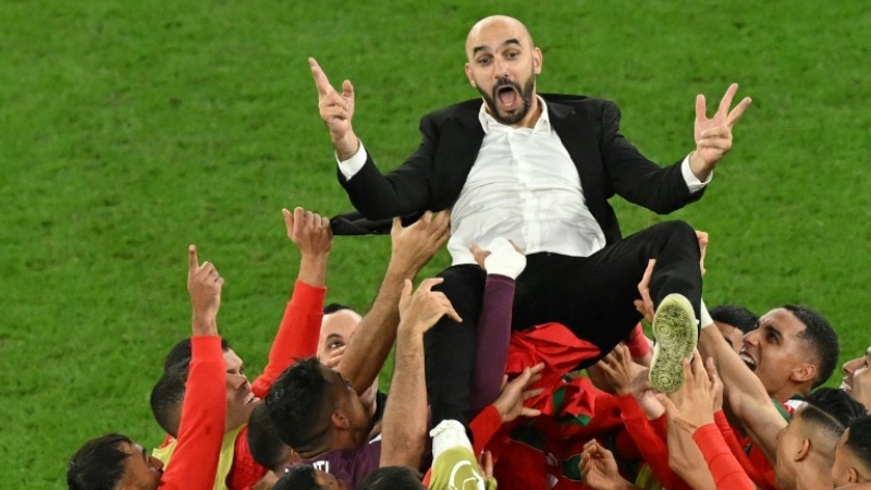  الاطار الوطني وليد الركراكي يفوز بجائزة أفضل مدرب في إفريقيا سنة 2022