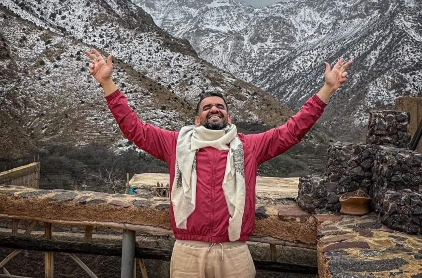  الجسمي يستمتع بثلوج أزرو ويعبر عن حبه للمغرب