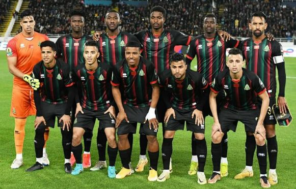  مناصرو الجيش الملكي يدعون إلى إقالة مدرب الفريق ويحملونه مسؤولية الخسارة أمام اتحاد العاصمة