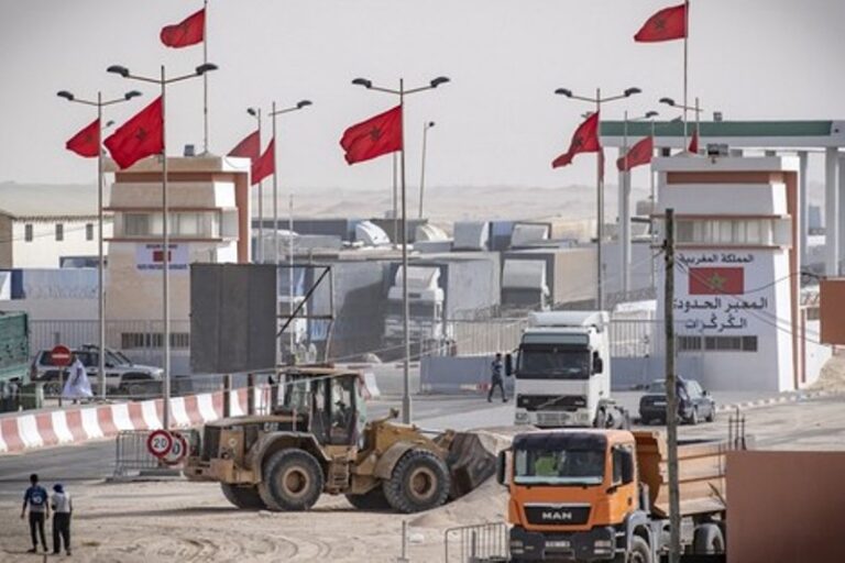  الصحراء المغربية.. تسريع عملية إعمار الكركرات لربط المغرب بعمقه الإفريقي