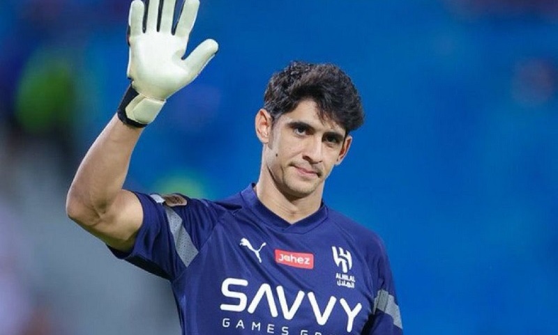  مدرب الهلال يطمئن الجماهير بشأن إصابة بونو