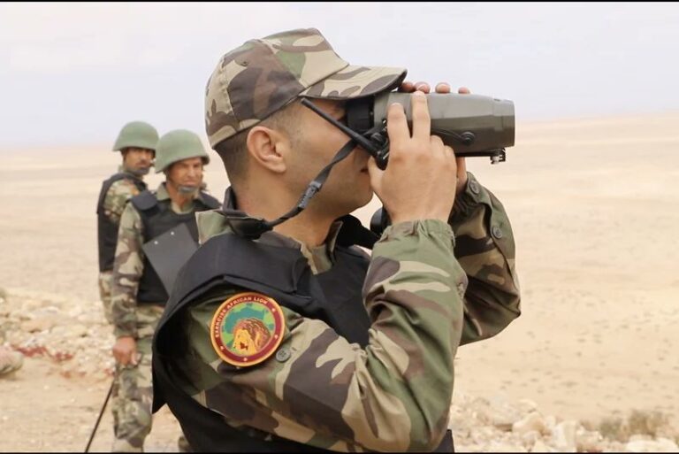  فريق من الملاحظين الفرنسيين يتابع المناورات المغربية الأمريكية بطانطان