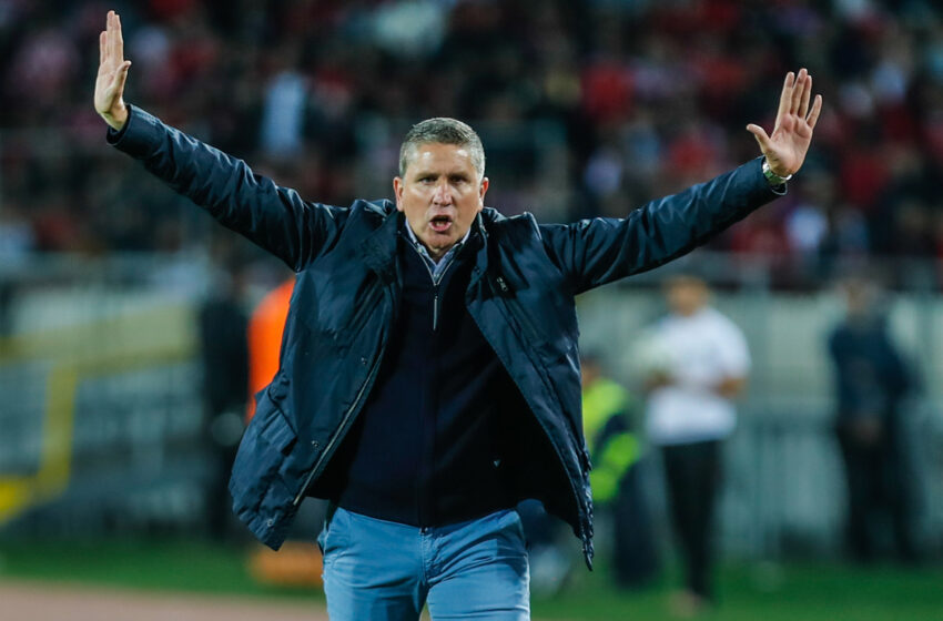 فضيحة قميص نهضة بركان تعجل بتخلي المدرب الإسباني خوان كارلوس غاريدو عن تدريب اتحاد العاصمة الجزائري
