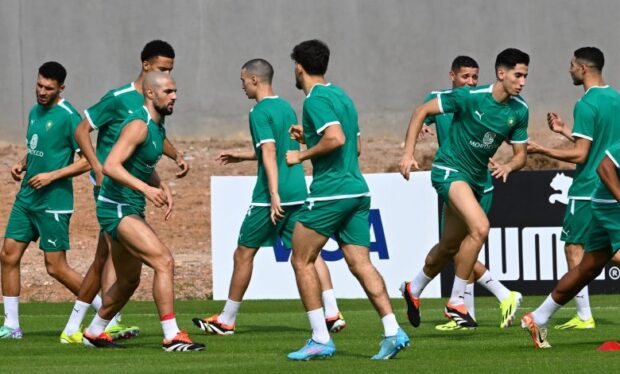  أسود الأطلس يجرون حصة تدريبية صباحية قبل التوجه إلى فرانسفيل لمواجهة المنتخب الغابوني