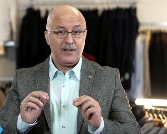  عيش نهار تسمع خبار.. هشام جيراندو مُجرم هارب من العدالة يطالب باستقالة حموشي