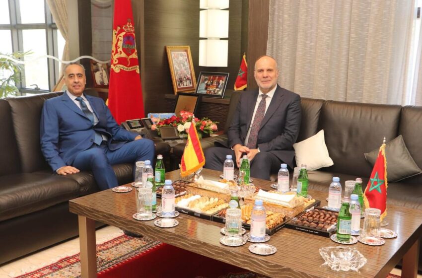  استقبال حموشي لرئيس استخبارات الحرس المدني الإسباني… الرباط تتحول إلى مركز ثقل استخباراتي في المتوسط