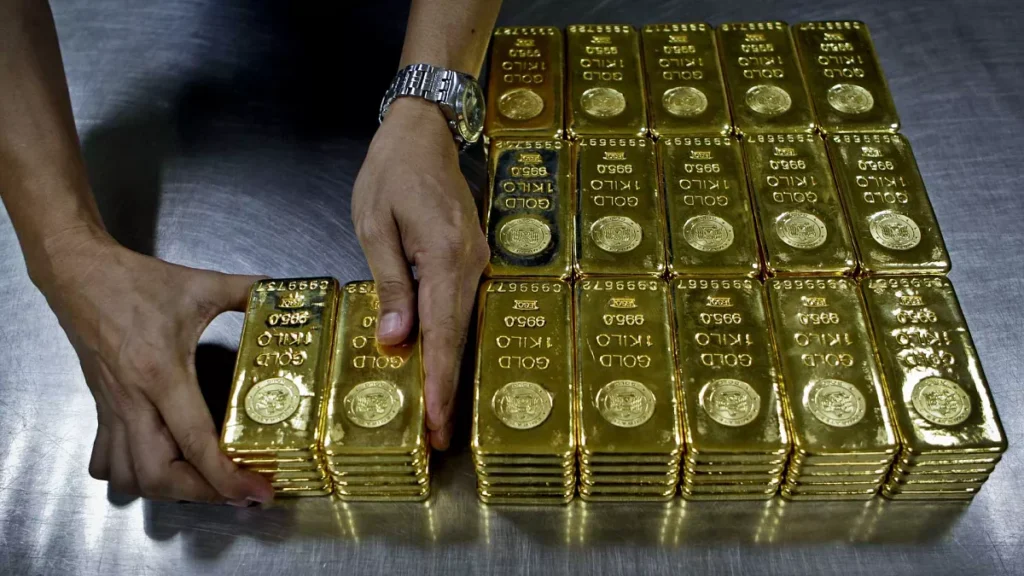  الذهب يهبط لأدنى مستوى في أكثر من ثلاثة أسابيع بفعل مخاوف الركود الاقتصادي