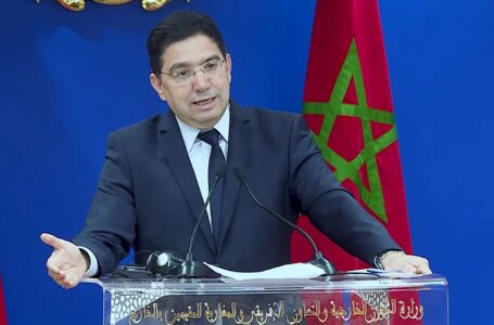 بوريطة يصل إلى بغداد لتمثيل الملك محمد السادس في القمة العربية والقمة الاقتصادية والتنموية