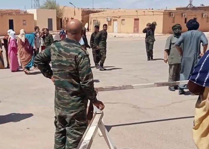  مخيمات تندوف تعيش على إيقاع القمع والحرمان والجزائر تواصل التنصل من التزاماتها الدولية