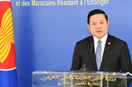 الأمين العام لرابطة (آسيان) يشيد بريادة جلالة الملك في تعزيز التنمية الاجتماعية والاقتصادية للمملكة