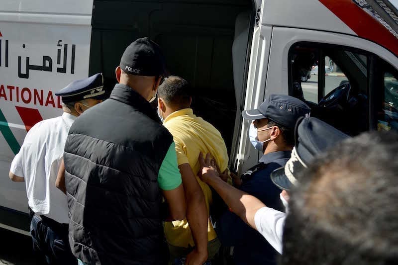  تيفلت: الأمن يطيح بفرنسي من أصول جزائرية مطلوب دوليا في طعن عدة أشخاص بفرنسا