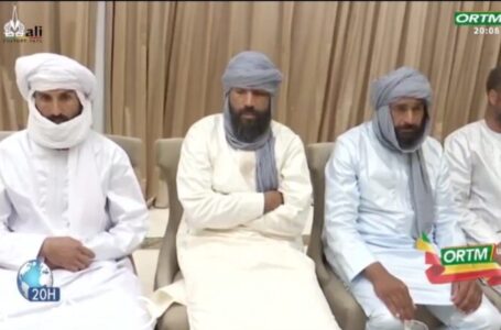 بتدخل من لادجيد..  إطلاق سراح 4 سائقين مغاربة اختطفوا من طرف داعش (فيديو)