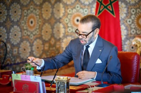 الملك محمد السادس يُعزي في وفاة الإعلامي علي حسن